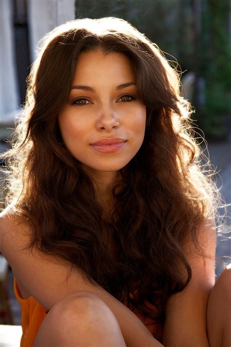 Jessica Parker Kennedy 